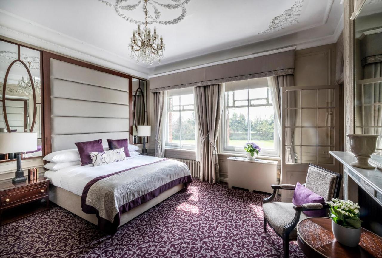 Woodlands Park Hotel Cobham  Exterior foto